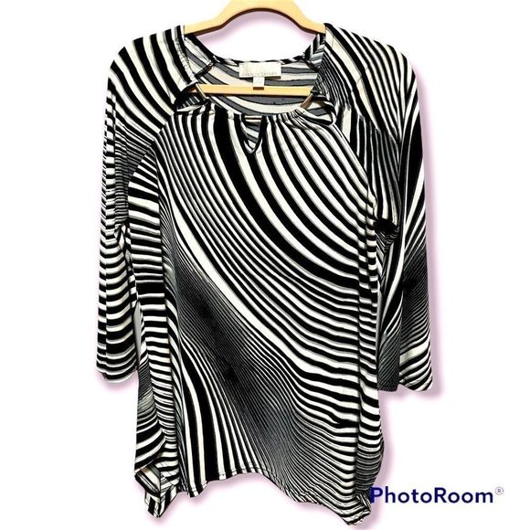 Carolyn Taylor Tops - Tunic top